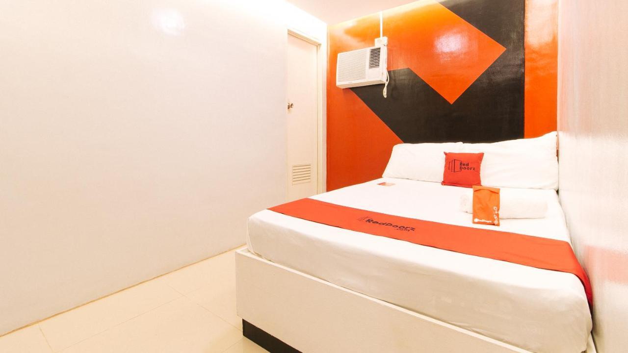 Reddoorz @ Walk Inn Hotel Manila Exterior photo